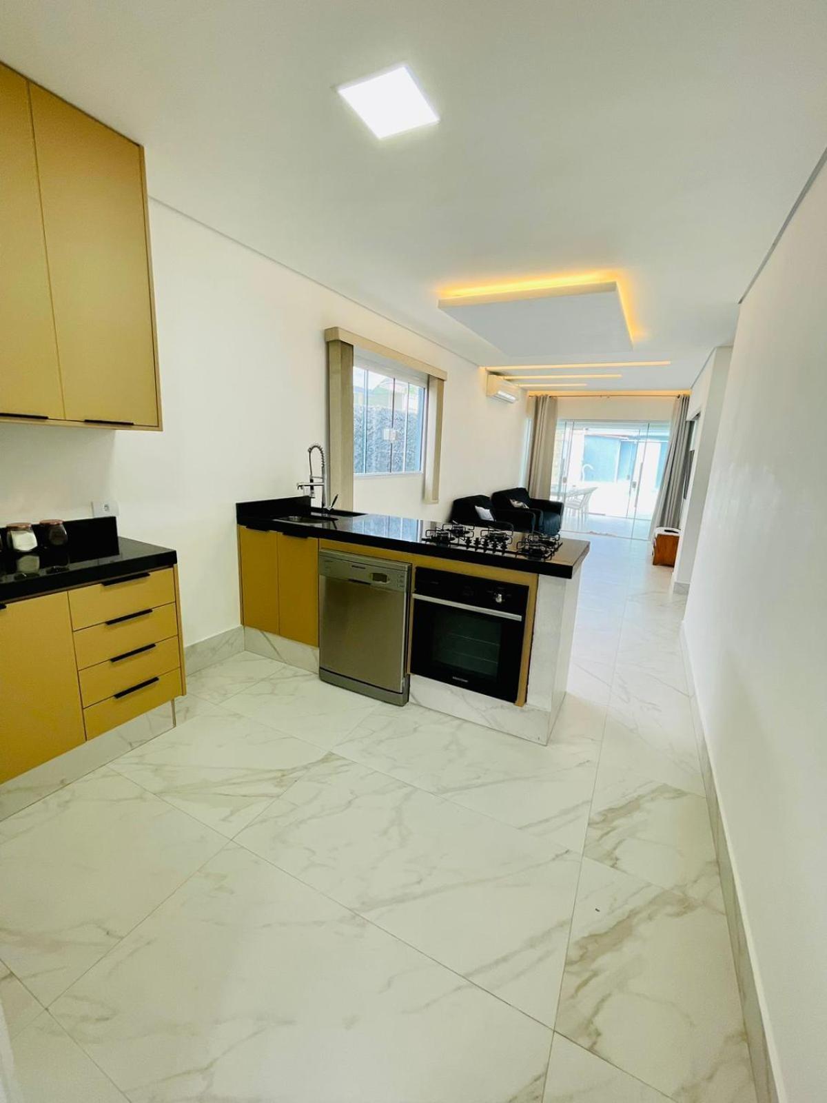 Casa Com Piscina E Hidromassagem Praia Enseada. Гуаружа Экстерьер фото